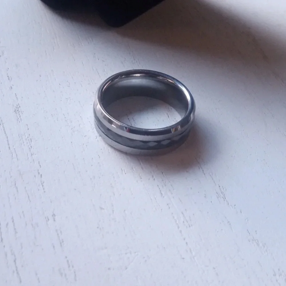 Tungsten ring NEW 10.5